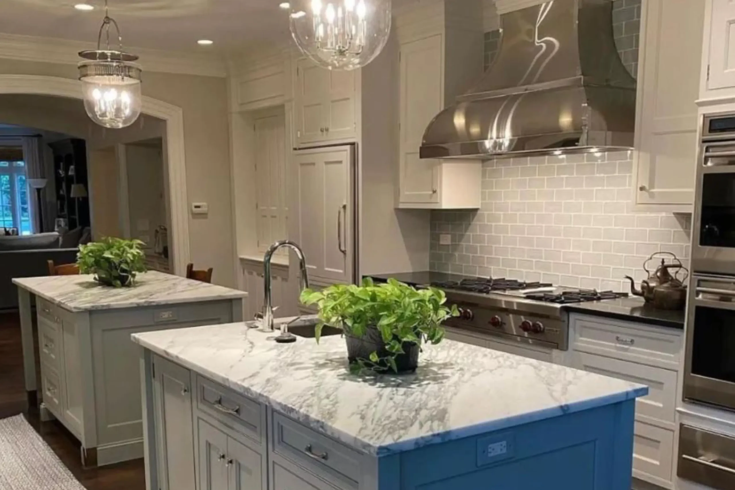 Plan Your Custom Range Hood Design This Fall for Winter